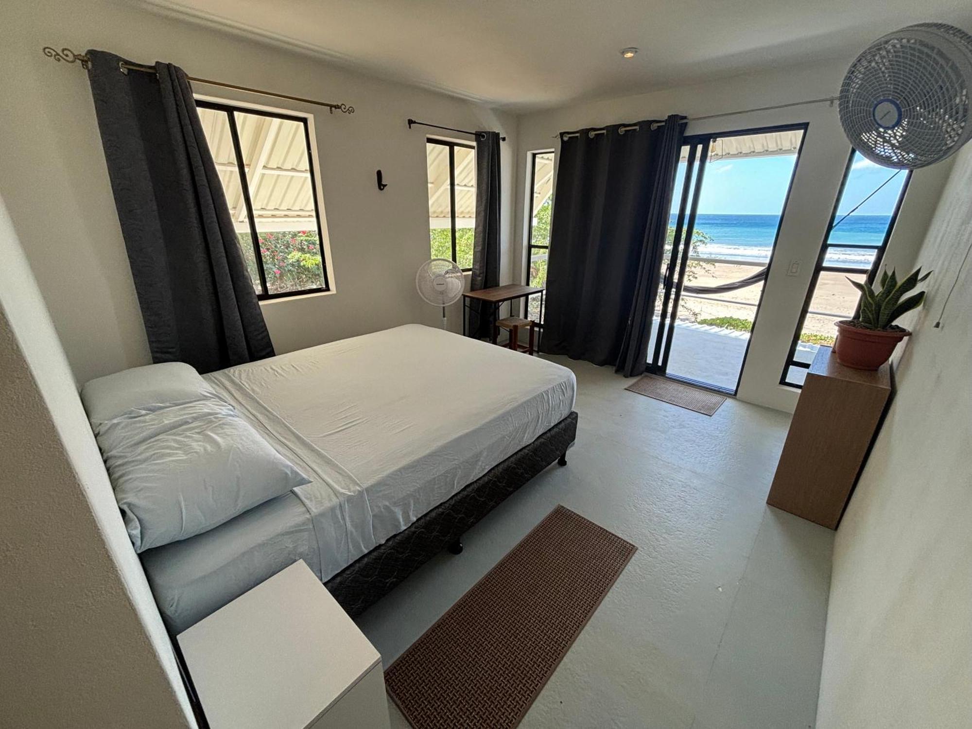 Stella Mar Oceanfront Hotel 포포요 외부 사진